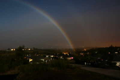 Лунная радуга — удивительное явление в ночном небе
