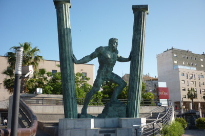 Что такое Геркулесовы столбы?