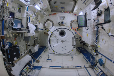 Побывайте внутри МКС с помощью этого Ultra HD видео