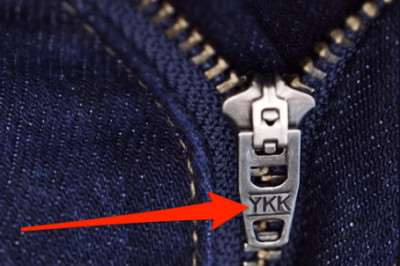 Проверь, есть ли у тебя такие буквы на бегунке. Ты ни за что не догадаешься, что они означают