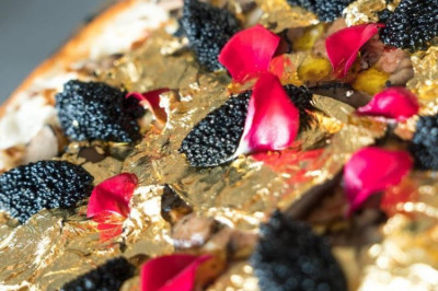 Золотая пицца за 2000 долларов