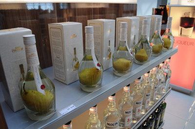 Как фрукты попадают в бутылки?