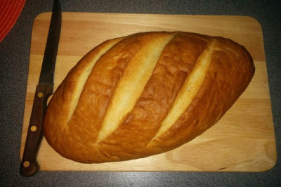 Зачем пекари на батонах делают надрезы?