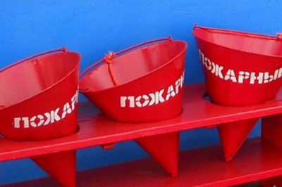 Почему пожарные ведра сделали конической формы?