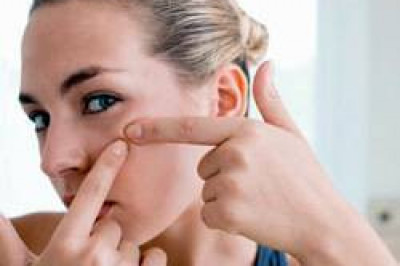 Почему нельзя выдавливать  прыщи и черные точки?