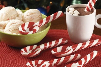 Что было толчком к созданию карамельных тросточек? 