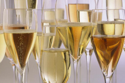  Правда ли,что Франция является  родиной игристых вин?