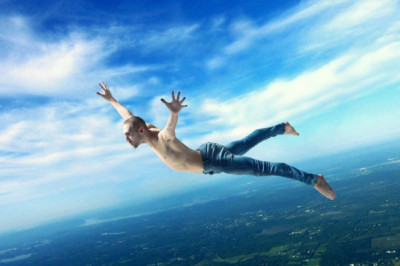 Отчего при засыпании иногда ощущается чувство падения?