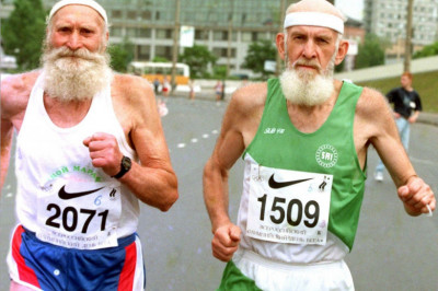 Как люди живут больше 100 лет?!