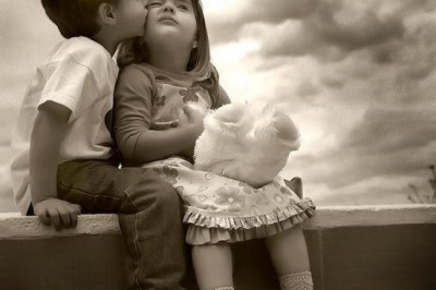 Откуда появилась привычка целоваться? 