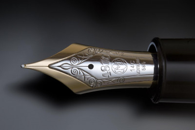 Как правильно пользоваться перьевой ручкой?