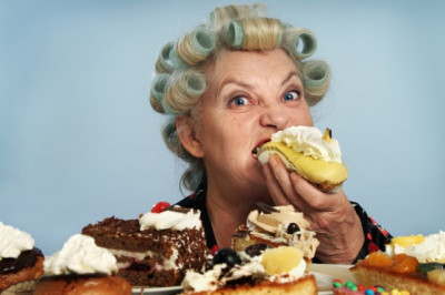 Почему после стресса повышается аппетит?