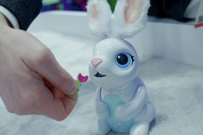  Зайчик Zoomer – прорыв в индустрии игрушек