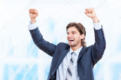 Держать кулаки-значит оказывать ментальную поддержку