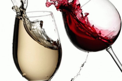 Верно ли, что зимой нужно пить красное, а летом- белое вино?