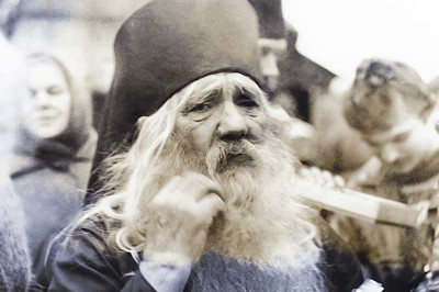 Отчего православные священники с бородой, а католические нет?