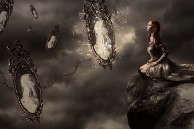 Каким удивительным свойством может обладать зеркало?