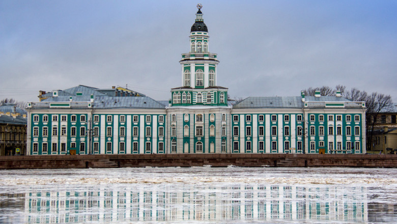 Почему люди боялись ходить в Кунсткамеру?