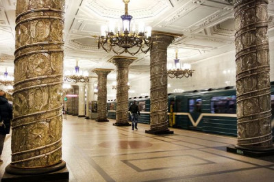 Как метро Автово получило свое название?