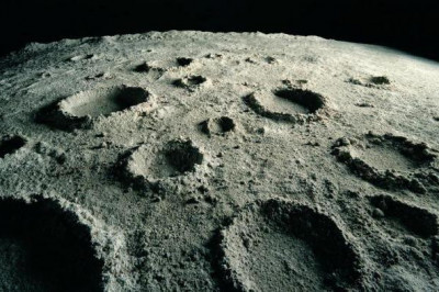 Что за новый кратер обнаружен на Луне?