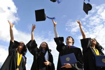 Правда ли, что люди с высшим образованием живут дольше?