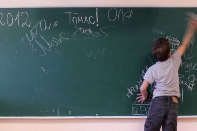 Какого цвета были первые школьные доски?