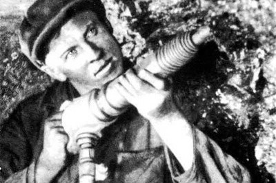 Кто такие стахановцы?