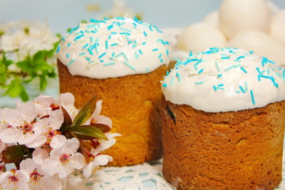 Почему на Пасху пекут куличи?