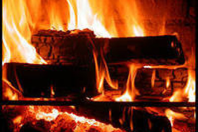 Отчего дрова в огне потрескивают?