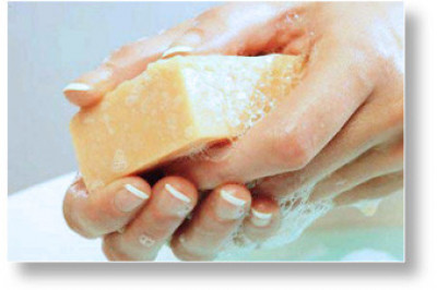 3 неожиданных свойства простого хозяйственного мыла