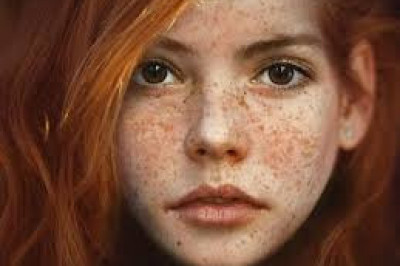 Какими народными средствами можно избавиться от веснушек?