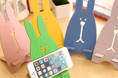 Как сделать очень простые подставки для телефона своими руками?