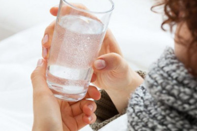 Всегда ли полезно и уместно пить много воды?